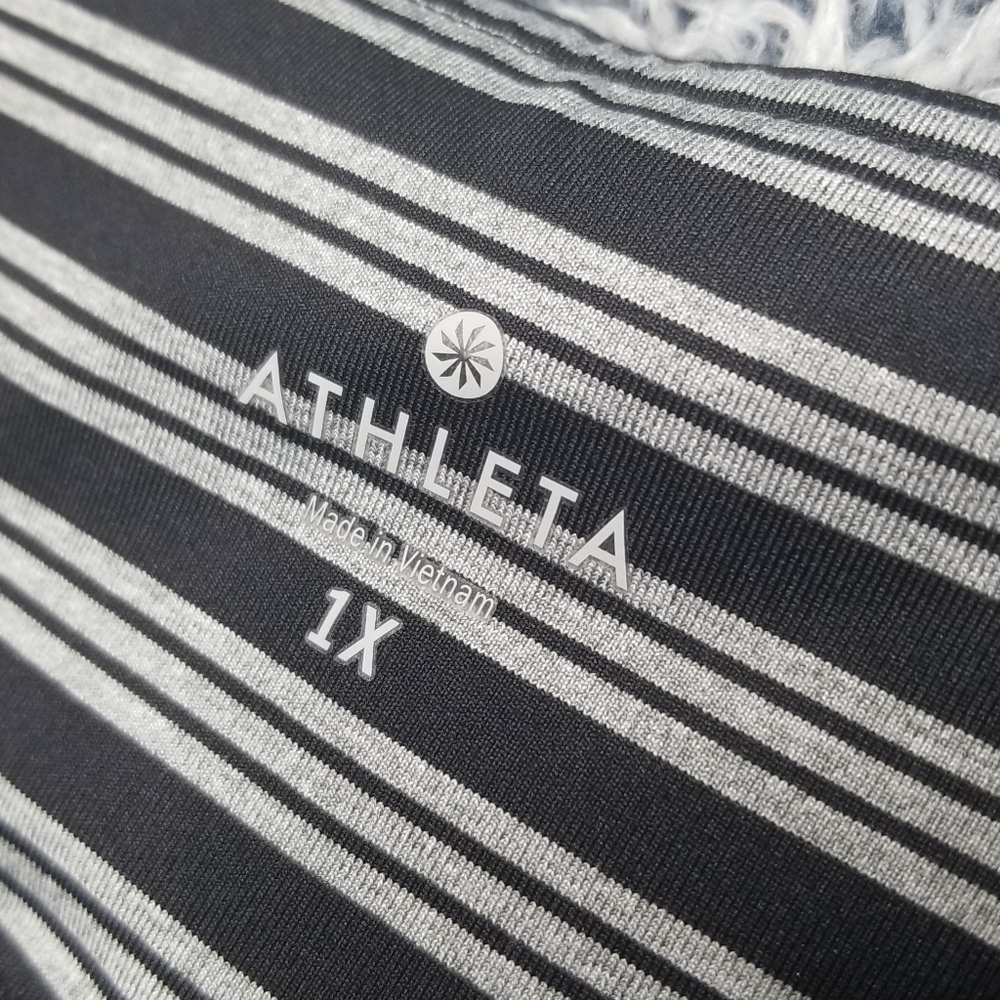 Athleta Striped Capri Women's Leggings - Picture 2 of 6